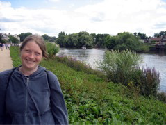 Catheryn is happy on the Thames