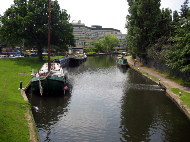 Still on the Grand Union Canal